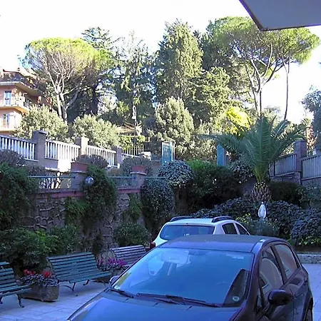 Casa Per Ferie Suore Domenicane 3*