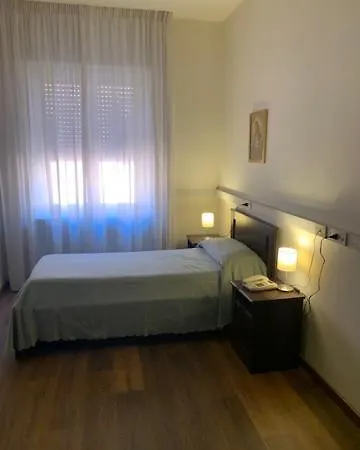 Casa Per Ferie Suore Domenicane 로마